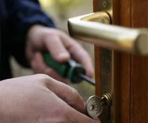 Lock Safe Services Saint Paul, MN 651-404-2478 - lock-change